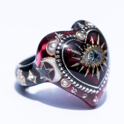 Deep Red Heart Eye Ring - Red × Black / #13