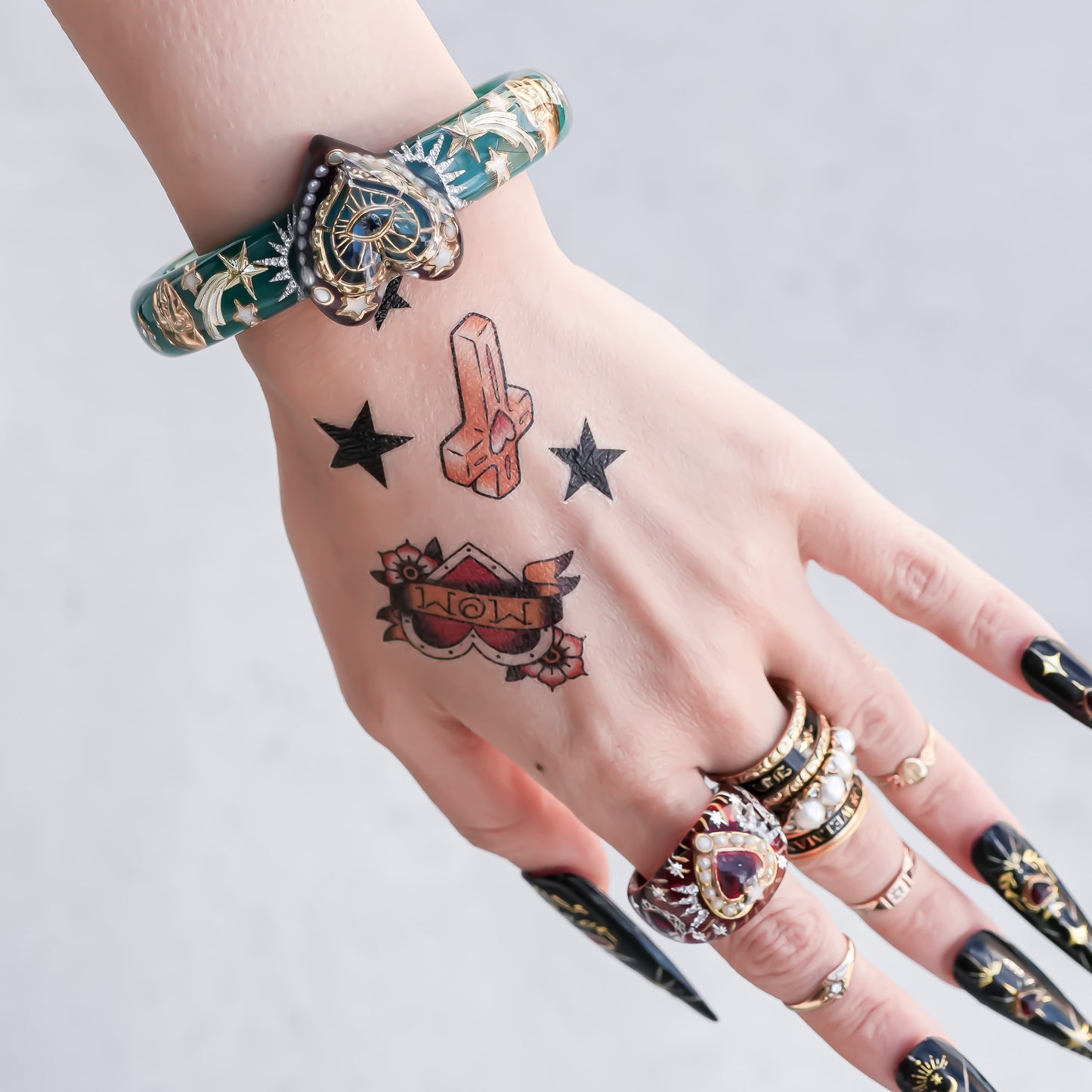 Eternal Vision Heart Bracelet – Green