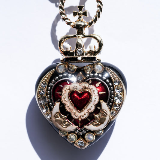 Crowned Red Heart & Moon Necklace - Black × Deep Red × Pearl