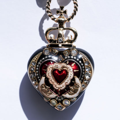 Crowned Red Heart & Moon Necklace - Black × Deep Red × Pearl