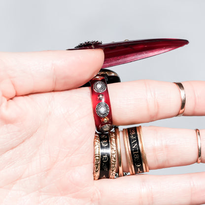 Black Heart Eye Ring - Black × Deep Crimson Red / #10