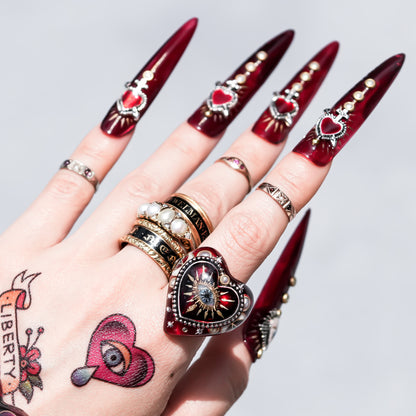 Deep Red Heart Eye Ring - Red × Black / #13