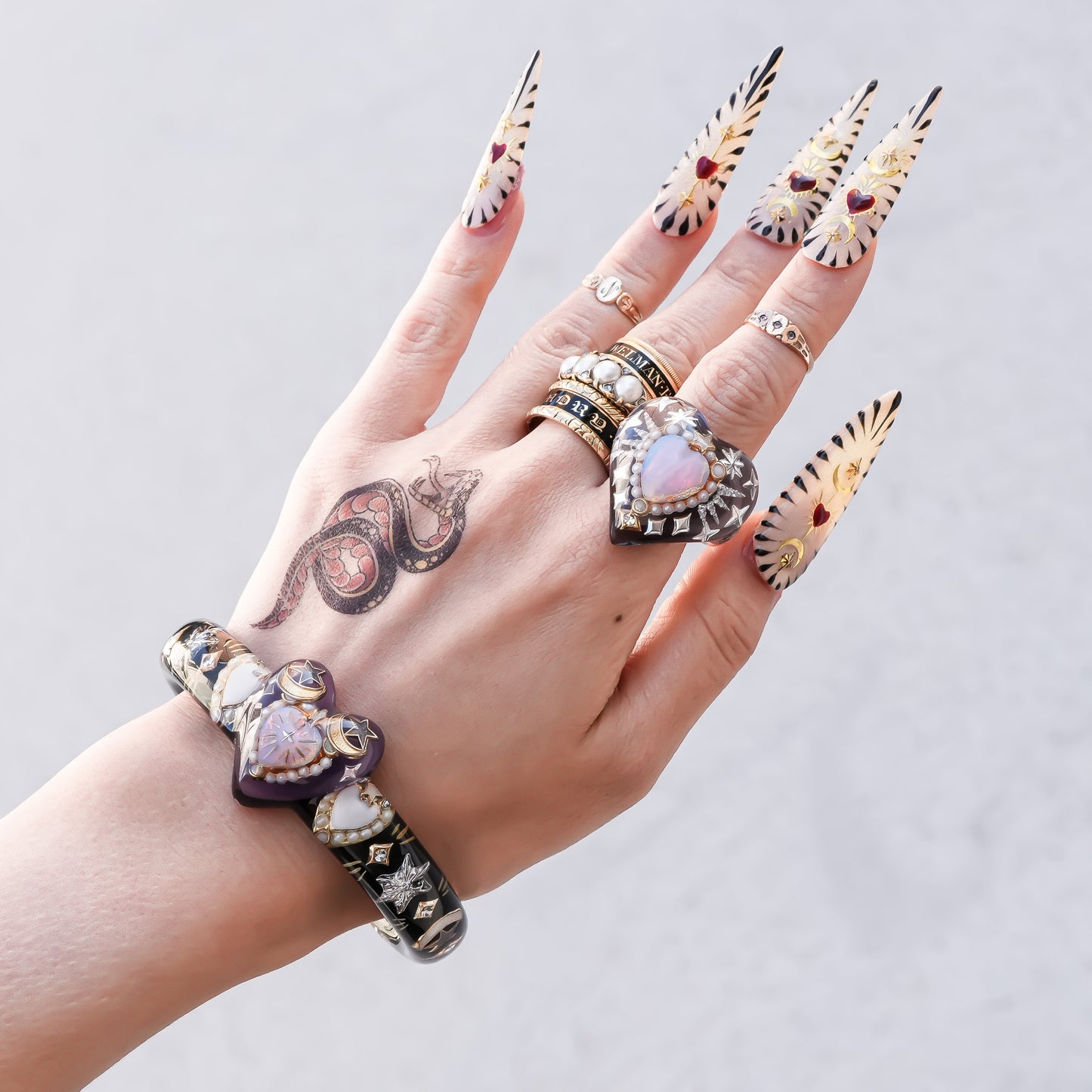 Mystic Dual Heart Bracelet – Purple × Black