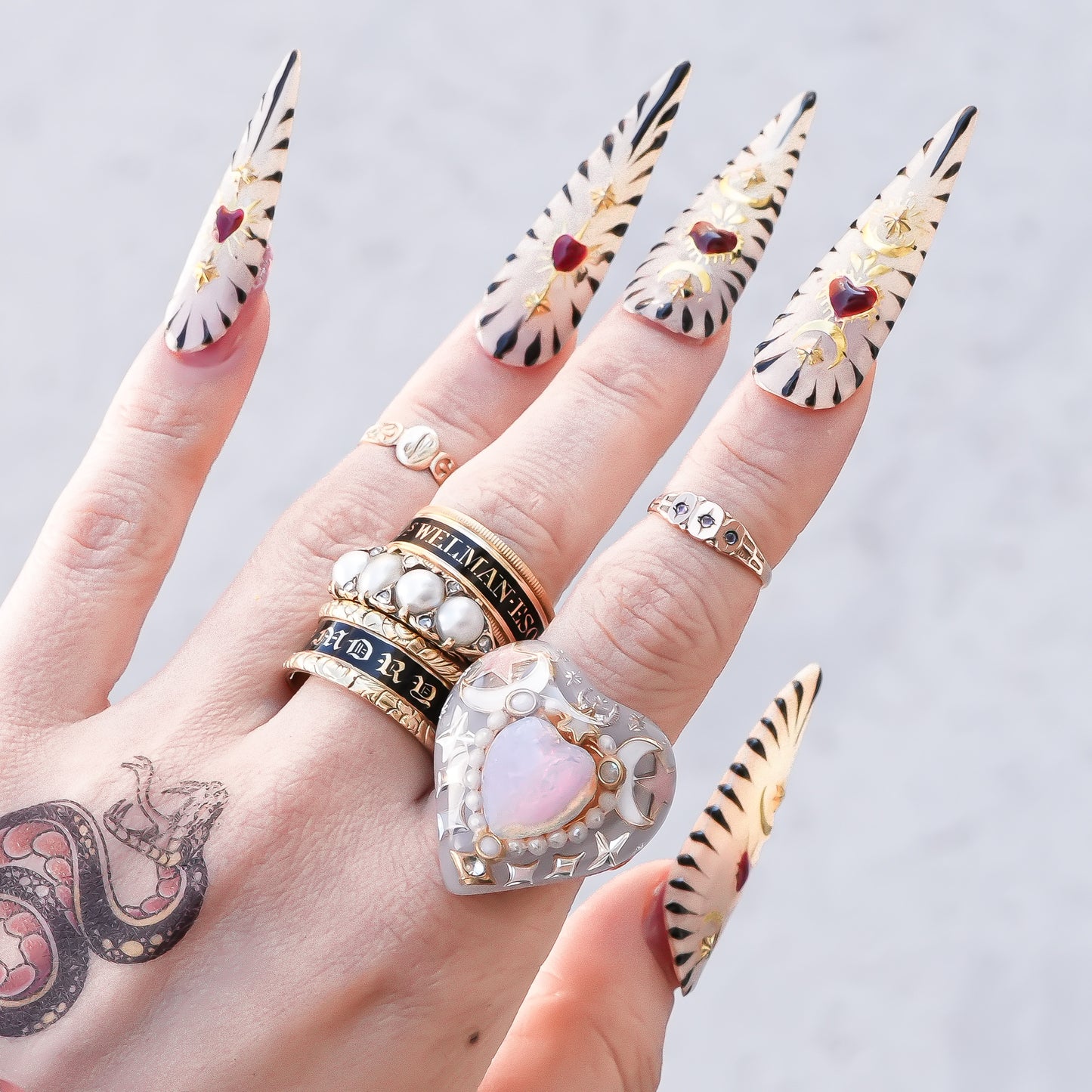 Starlight Opal Dream Ring – Smoky White / #10