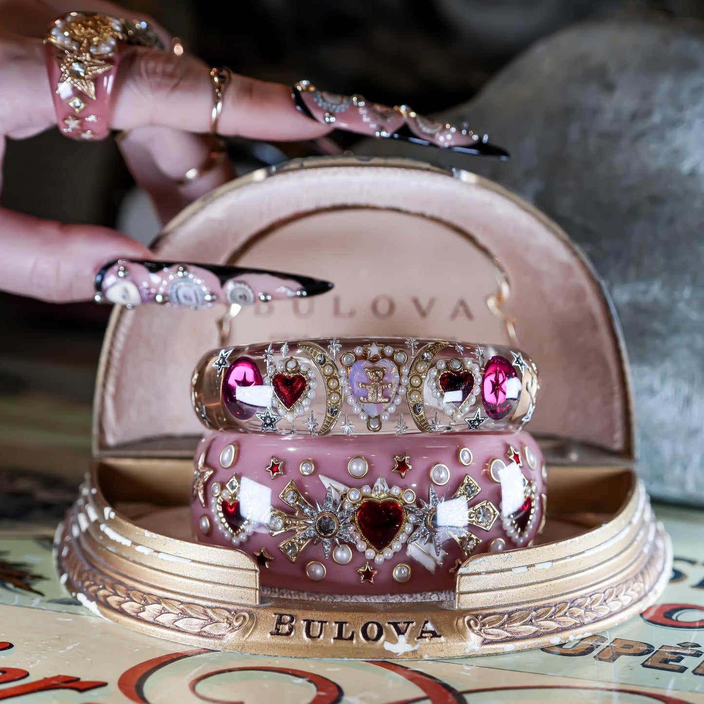 Cupid’s Heart Bracelet – Smoky Pink × Deep Red