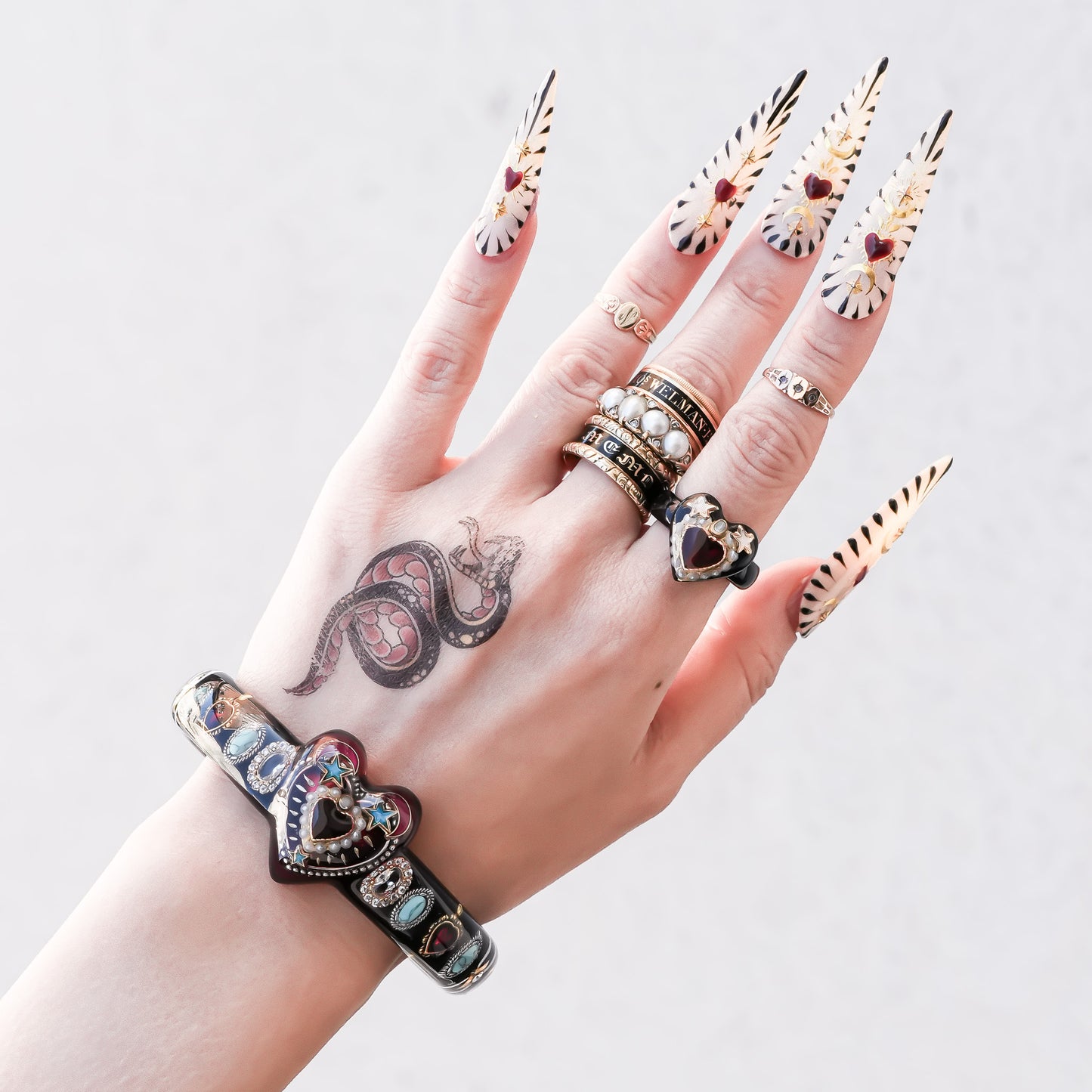 Starlit Heart Ring - Black / #11 #13