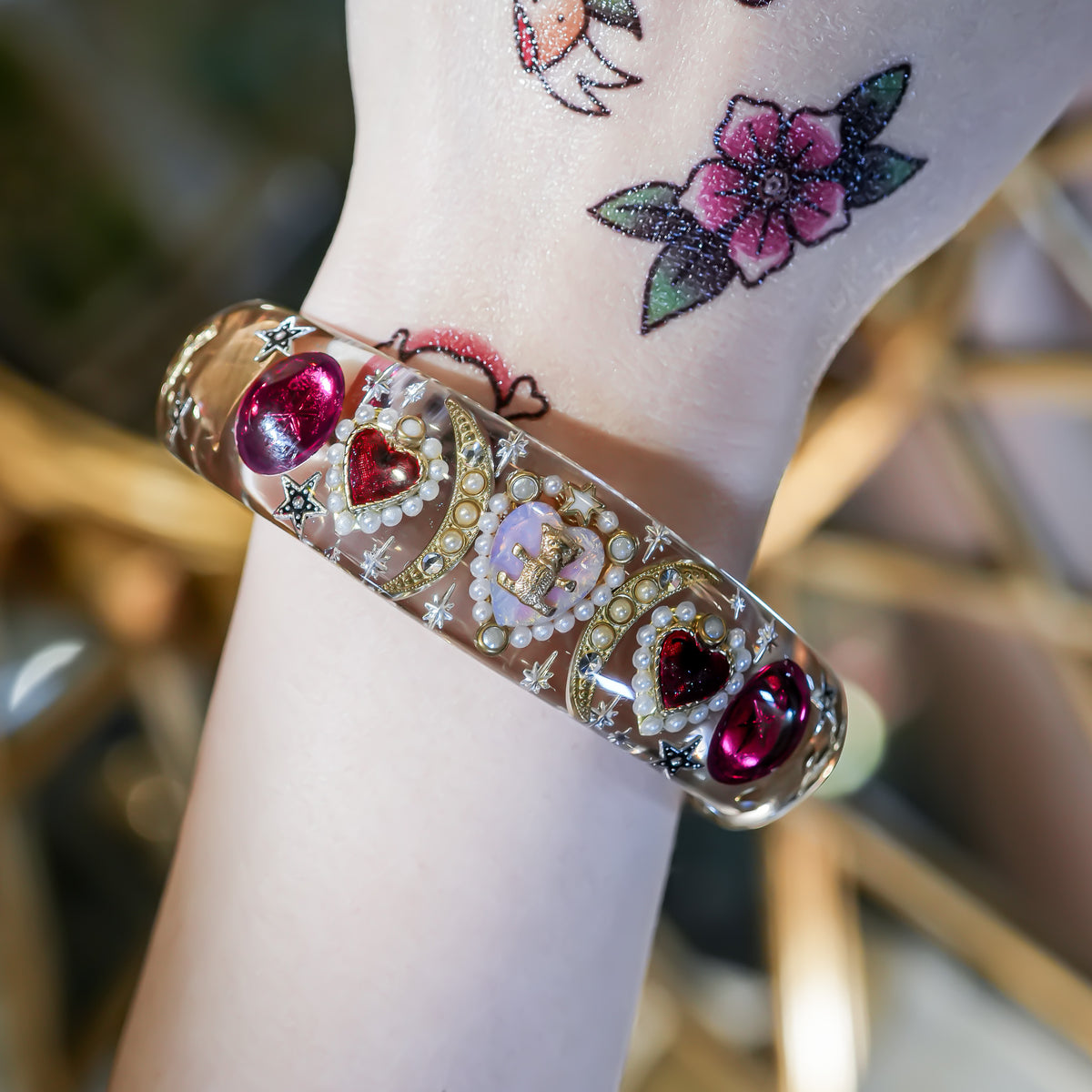 Little Bear’s Treasure Bracelet – Clear × Magenta Pink