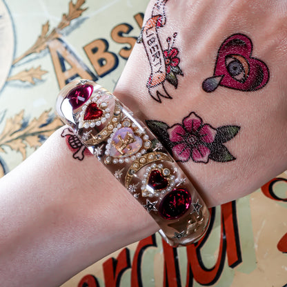 Little Bear’s Treasure Bracelet – Clear × Magenta Pink