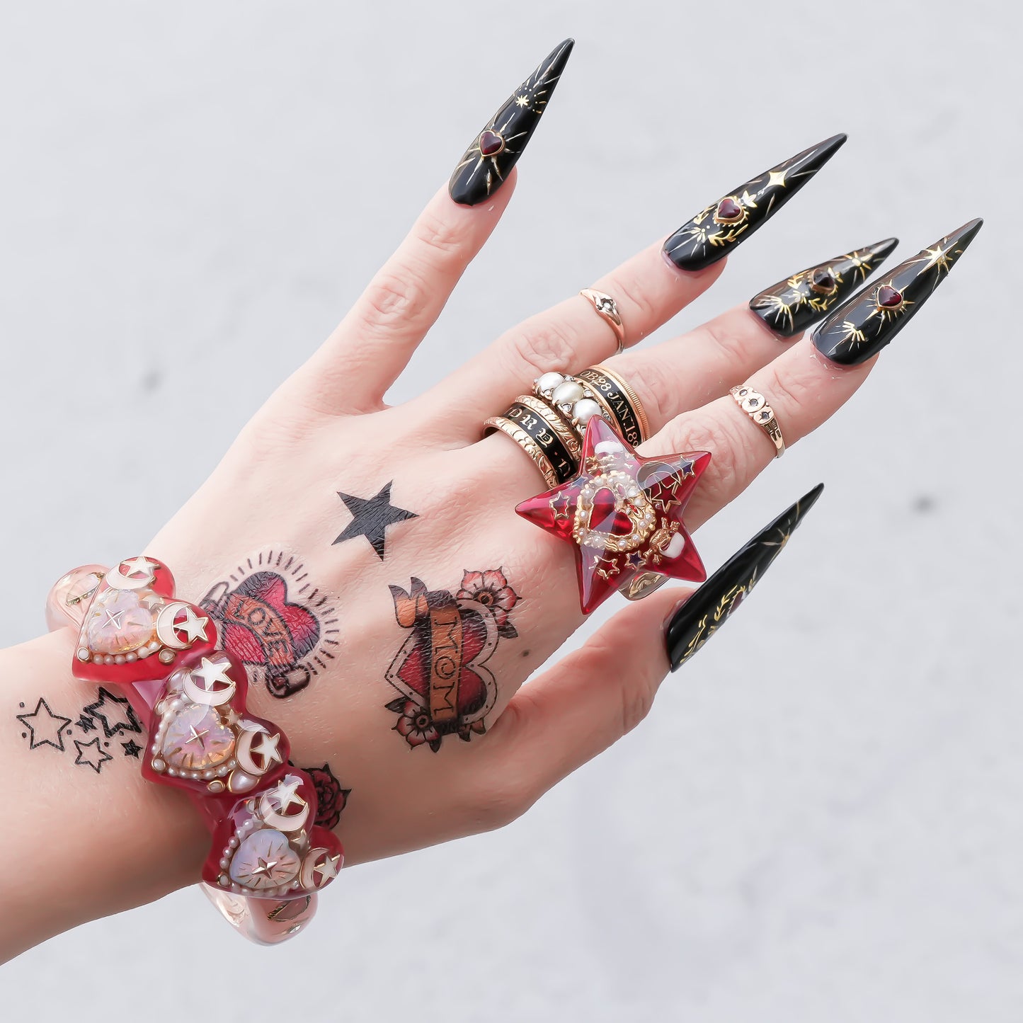 Crimson Star Sacred Heart Ring - Red / #12