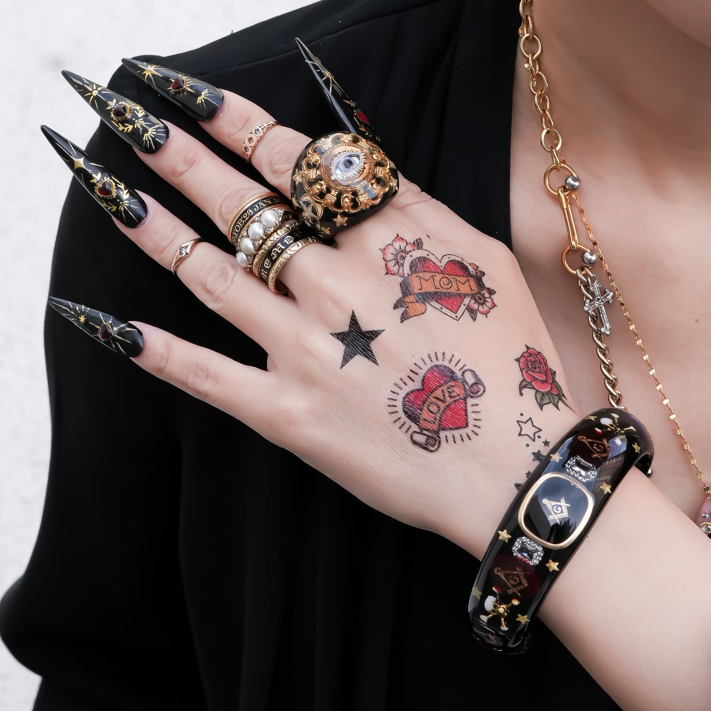 Golden Watcher Eye Ring - Black / #14