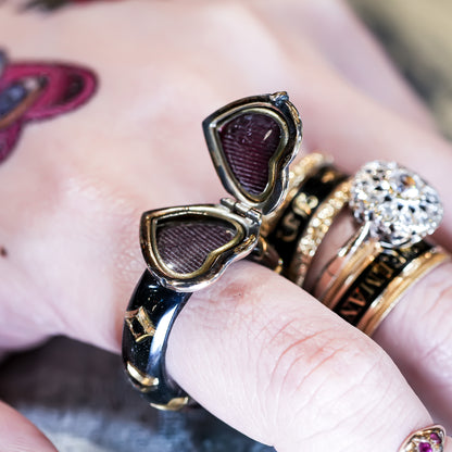 1800s Antique Sunburst Heart Locket Ring – 9K / Black / #11