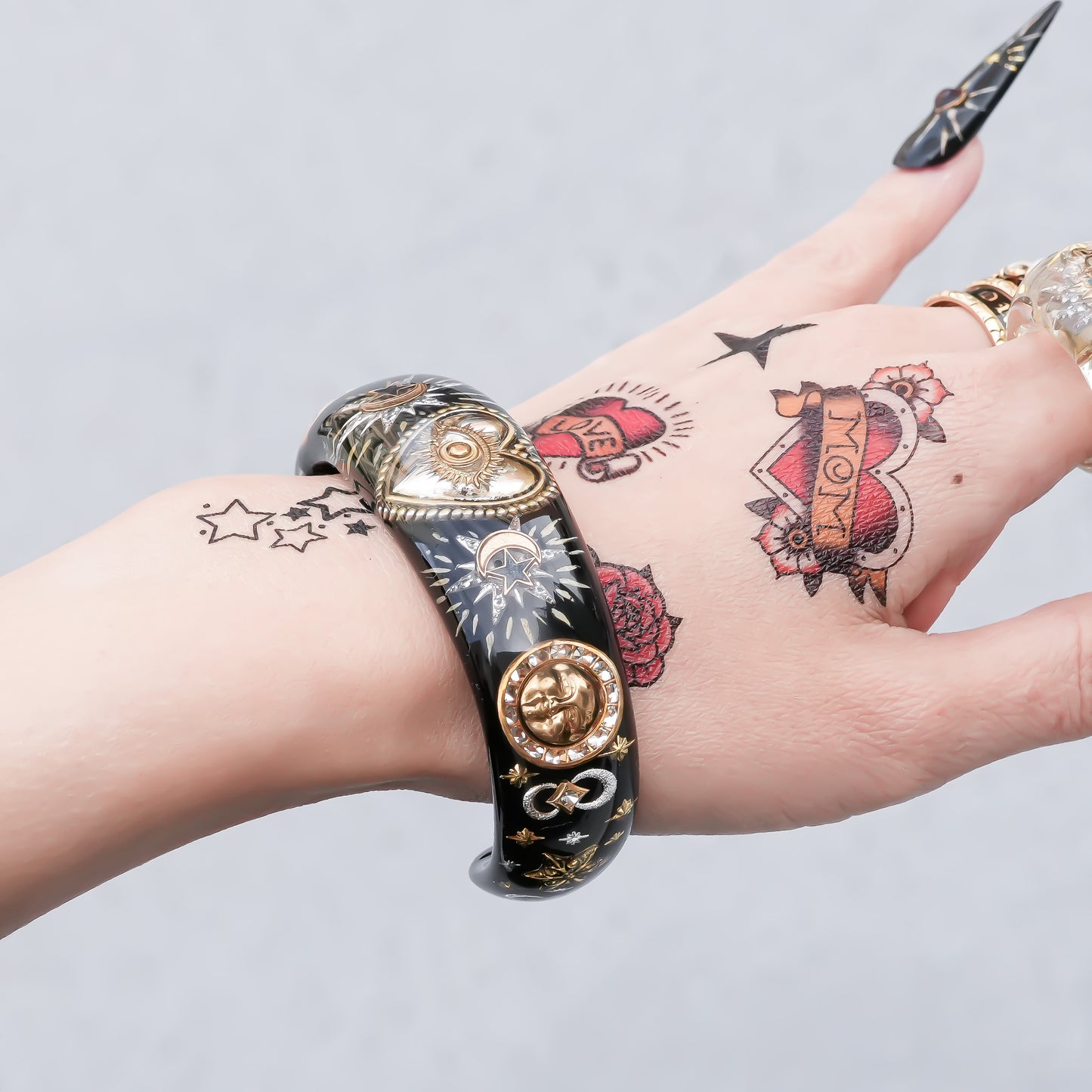 Mystic Eye Heart Bracelet - Black