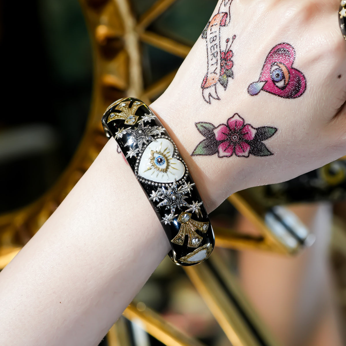 Midnight Eye Heart Bracelet - Black × White