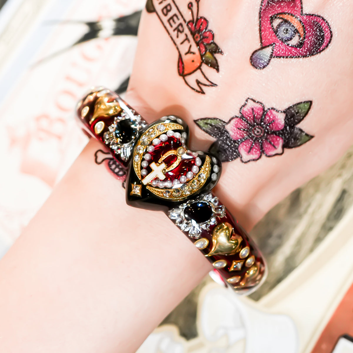 The Secret of My Heart Bracelet - Red × Black