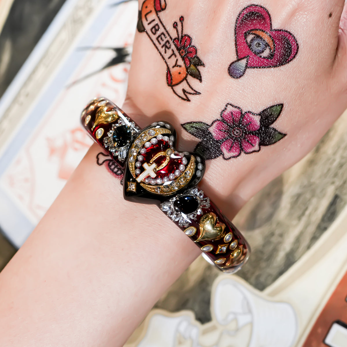 The Secret of My Heart Bracelet - Red × Black