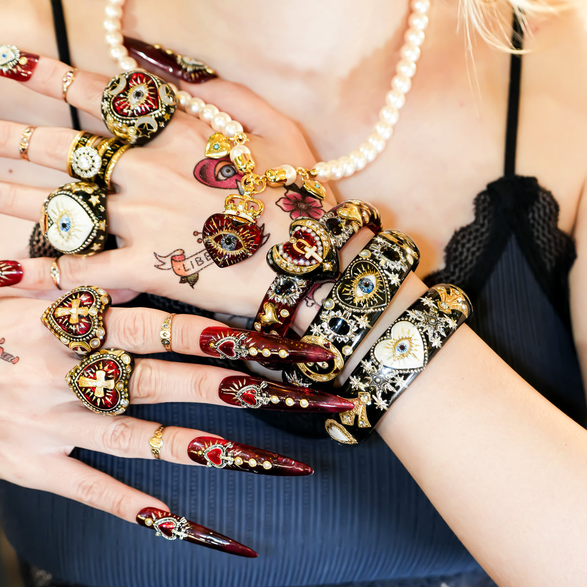 The Sacred Heart of Light Ring - Ruby Red × Black / #14