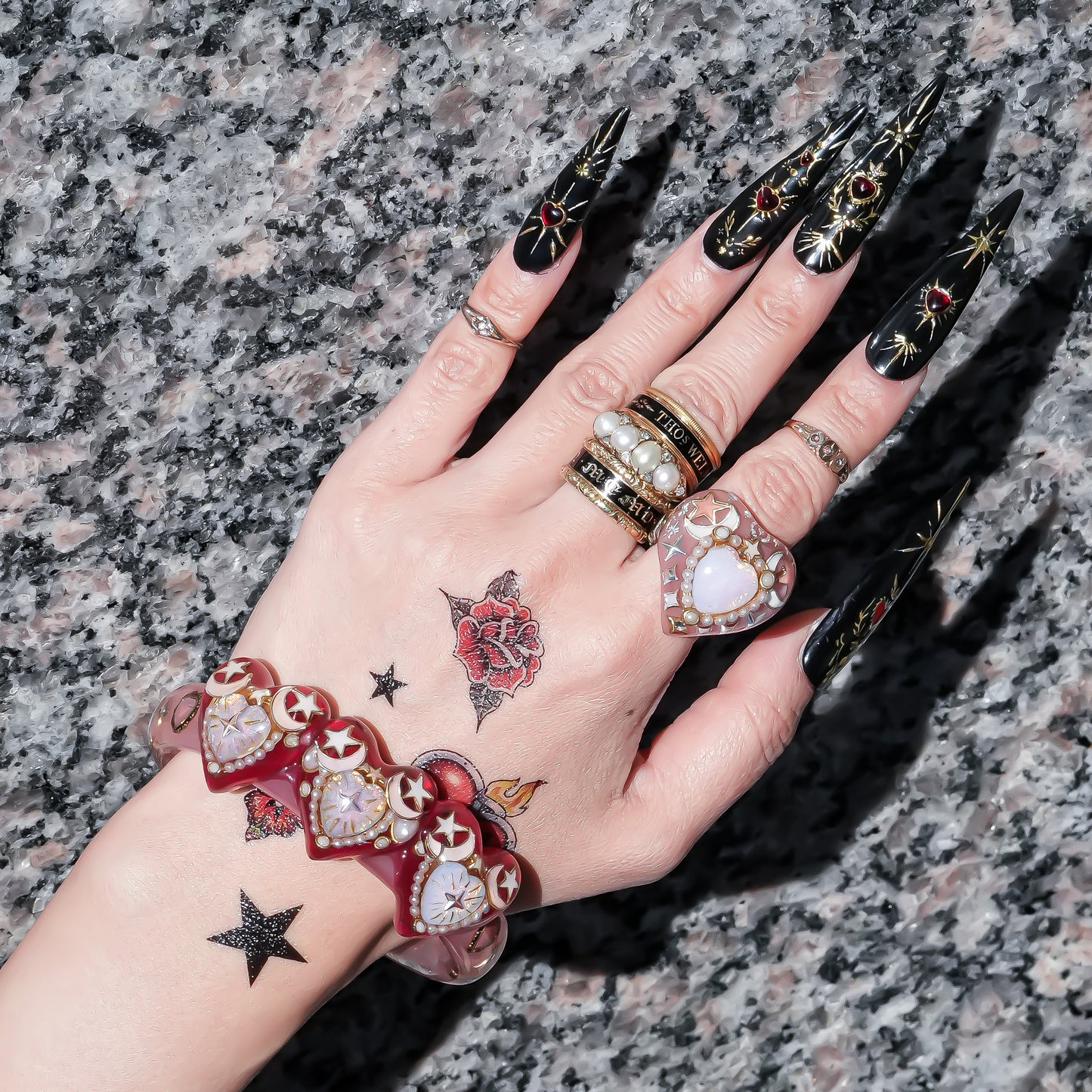 Triple celestial heart bracelet - pink