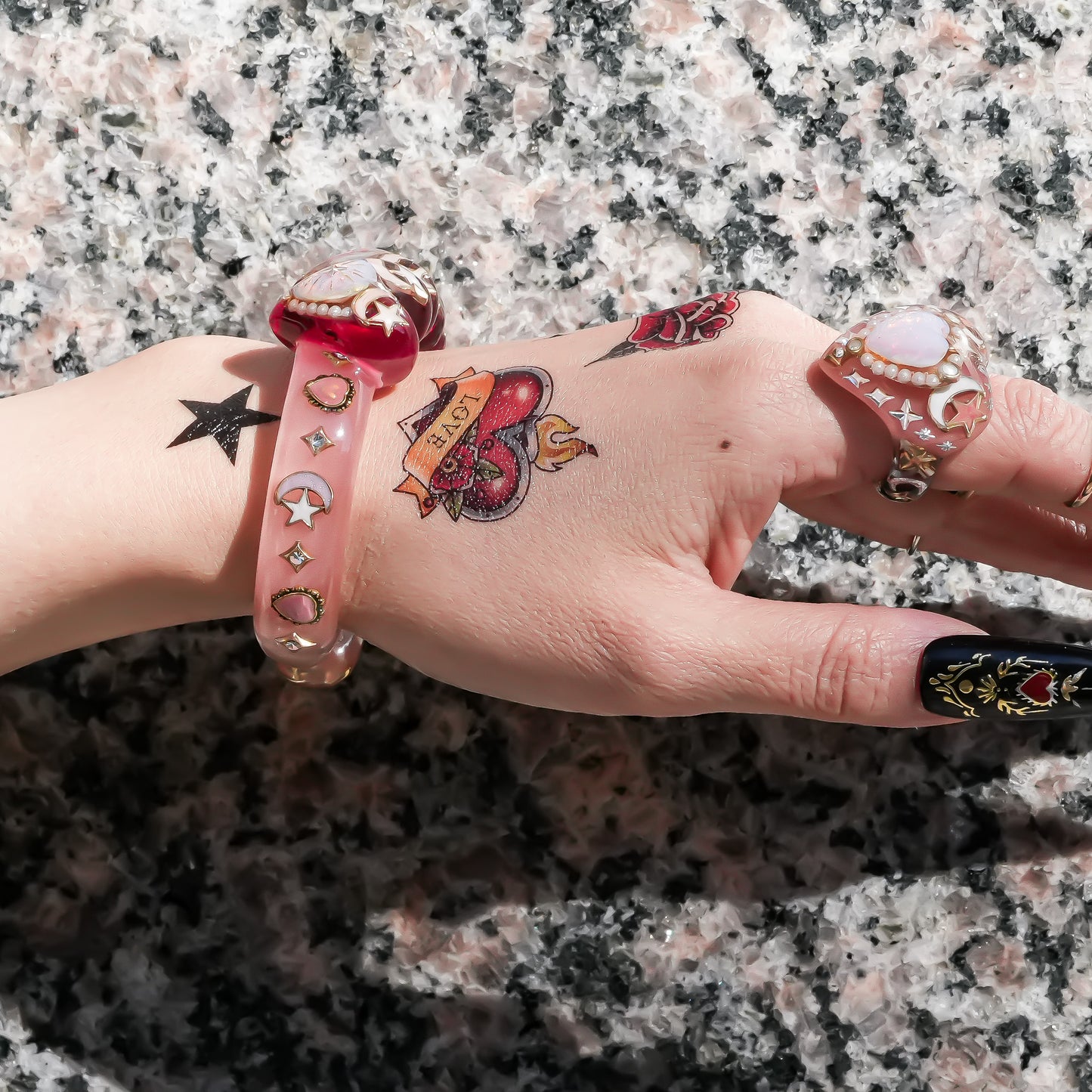 Triple celestial heart bracelet - pink