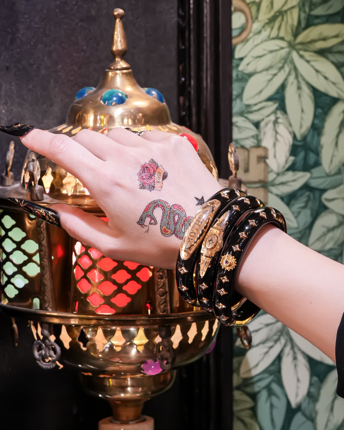 Eternal Victorian Gold Relic Bracelet - Black / 18kgold