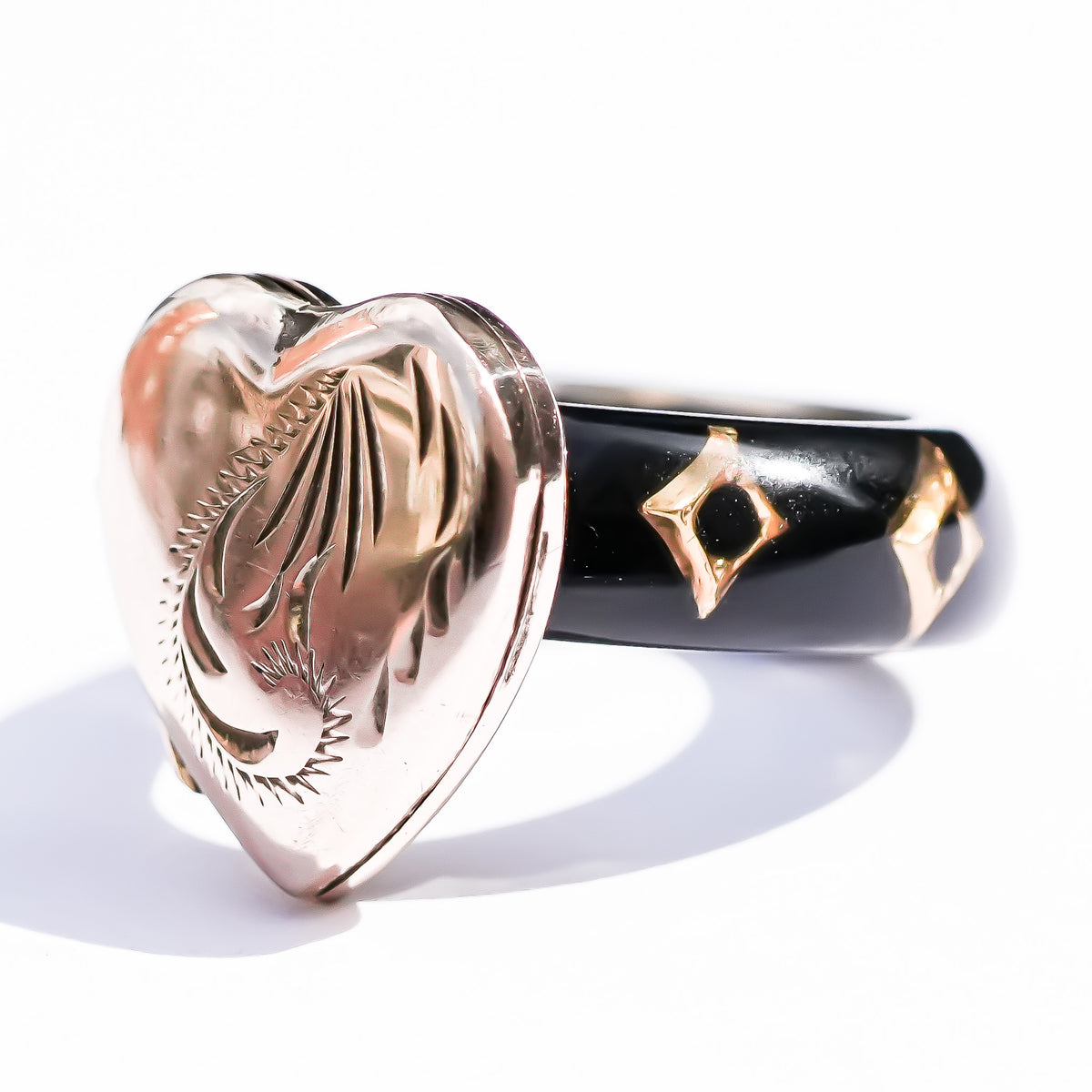 1800s Antique Engraved Heart Locket Ring – 9K / Black / #12