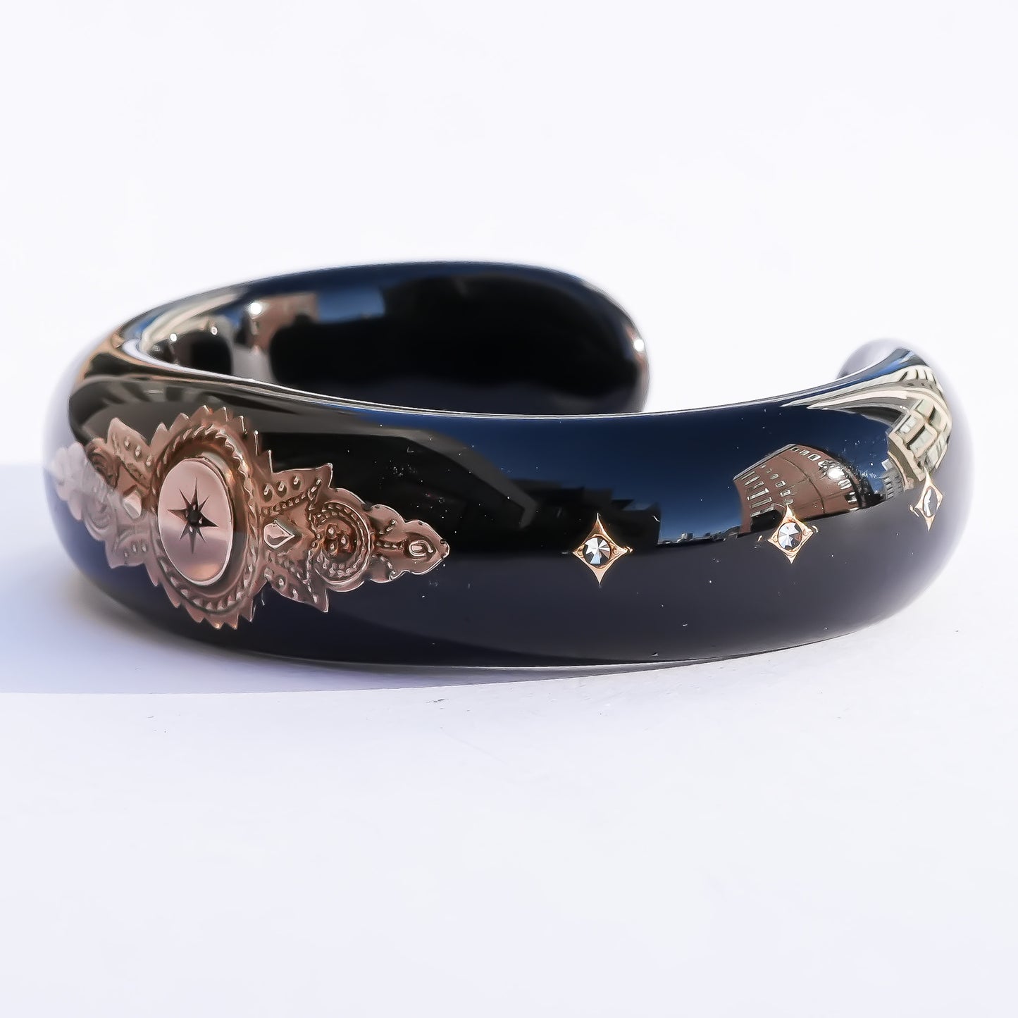 Wide Eternal Victorian Gold Relic Bracelet - Black / 18kgold