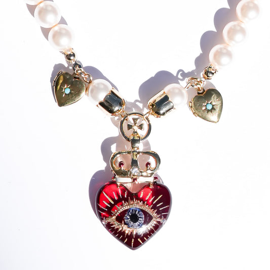 The Eye of Eternal Love Necklace - Red × Pearl
