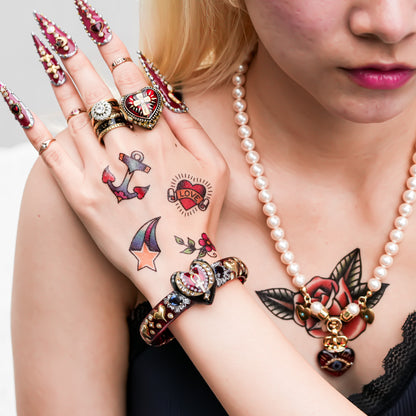 Collana con occhio sacro - Nero × Rosso Raggiante × Arcobaleno / Media