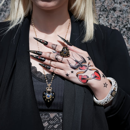 EYE BIG HEART NECKLACE / BLACK