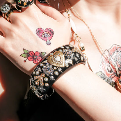 The Starry Sweetheart Locket Bracelet - Black × Gold