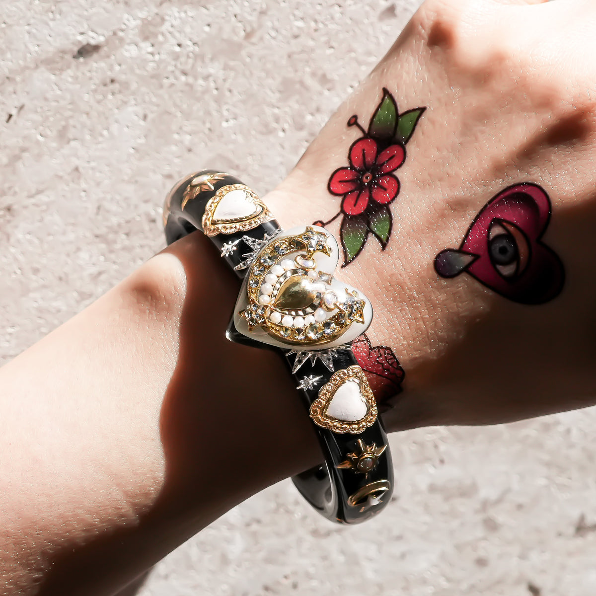 The Celestial White Heart Bracelet - Black × White