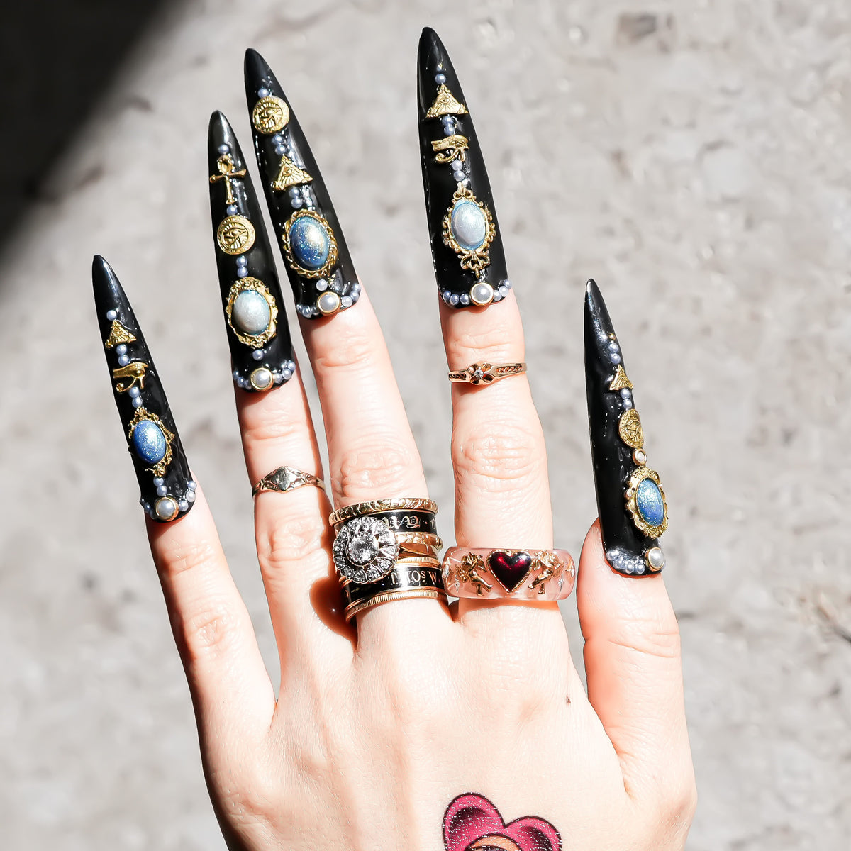 The Cupid’s Royal Heart Ring - Smoky Pink × Gold  / #11 #12 #14