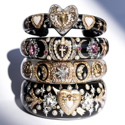 The Celestial White Heart Bracelet - Black × White