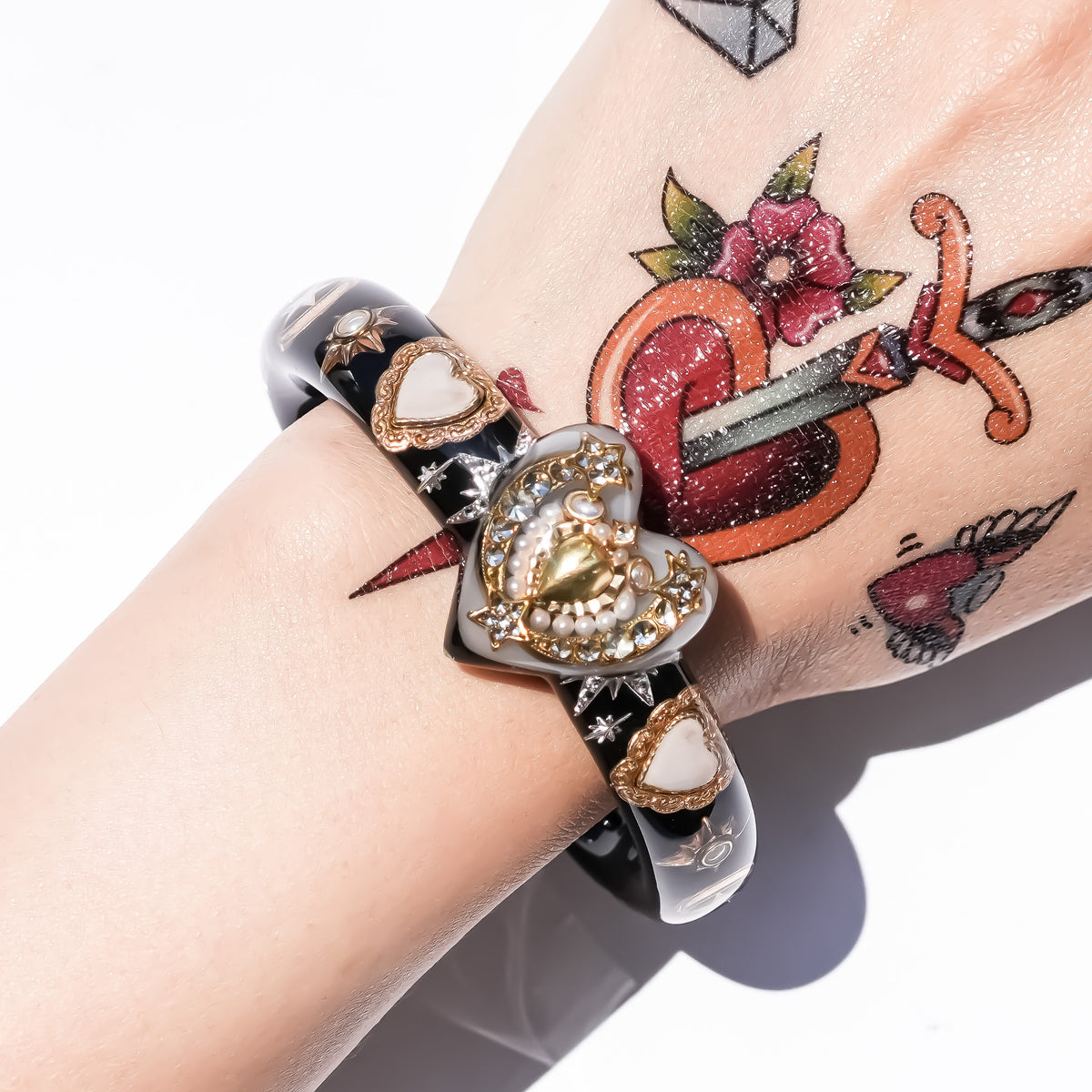The Celestial White Heart Bracelet - Black × White