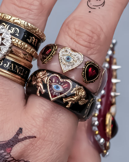 Angel Guarded Heart Eye Ring - black × red / ＃12