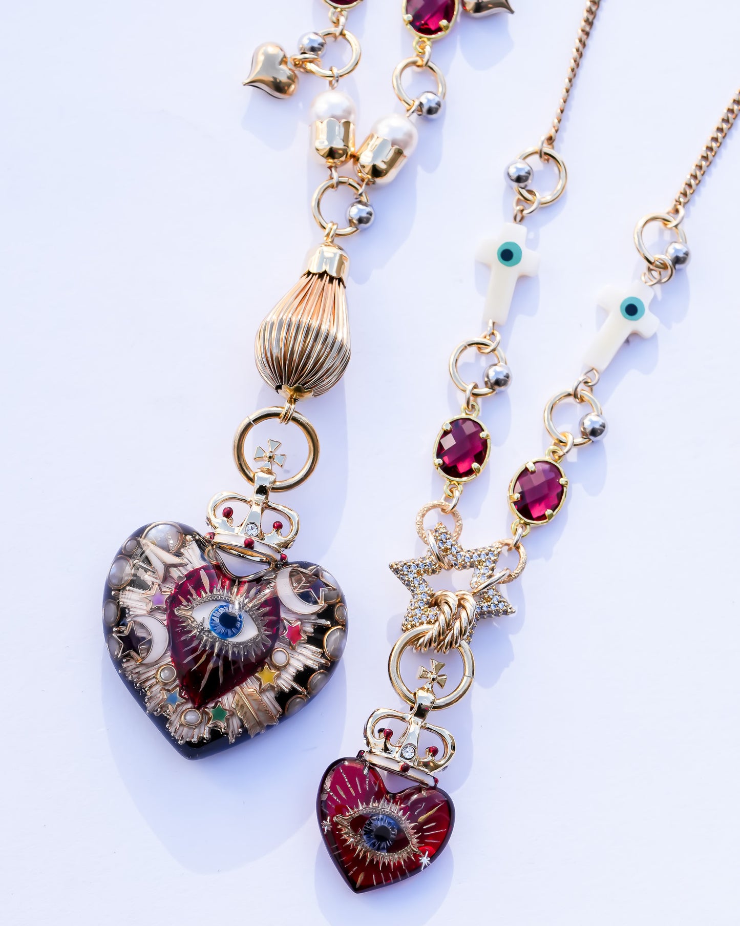 Sacred eye heart necklace – red