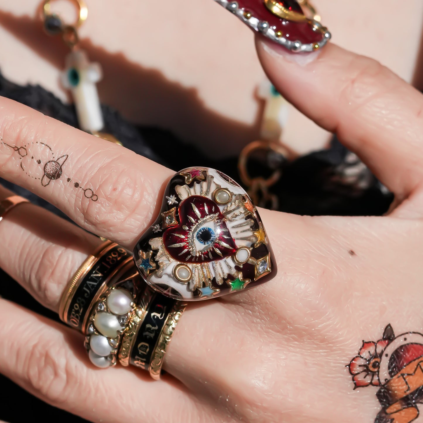 Mystic rainbow heart ring – Red / #10