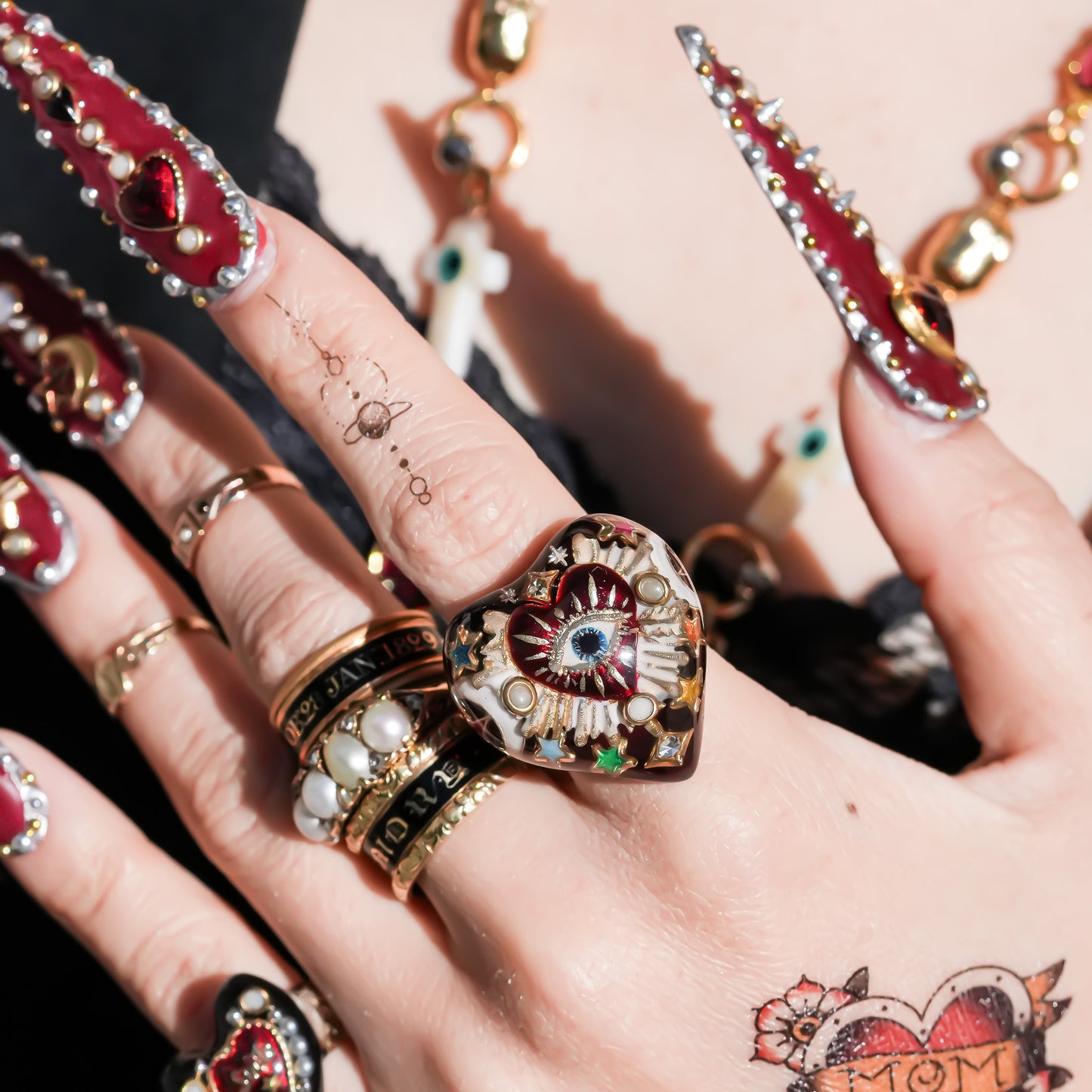 Mystic rainbow heart ring – Red / #10