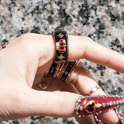 Crowned heart band ring - black × red / ＃11 #12