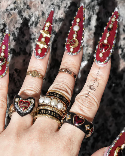 Crowned heart band ring - black × red / ＃11 #12