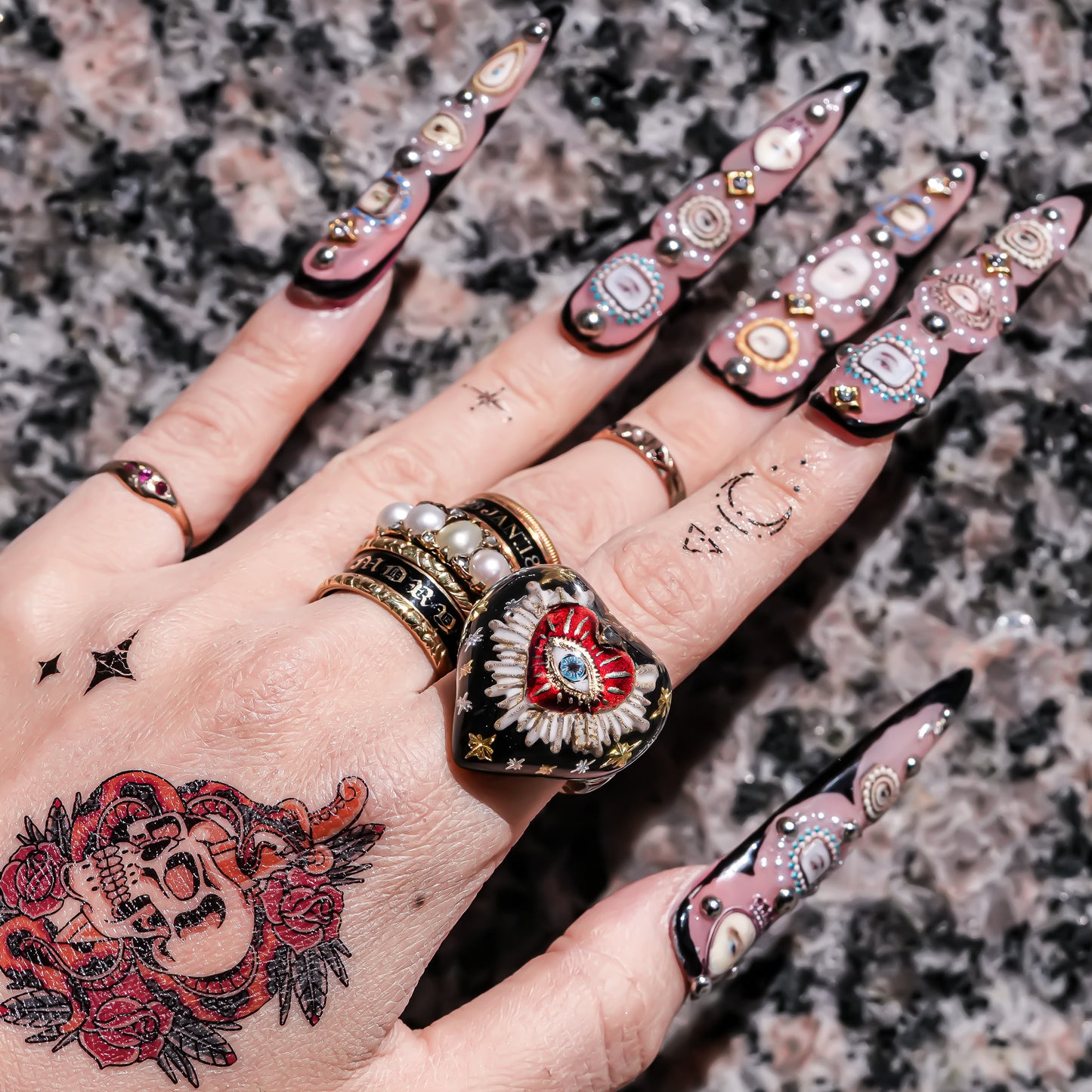 Mystic rainbow star heart ring - black × multicolor / ＃10