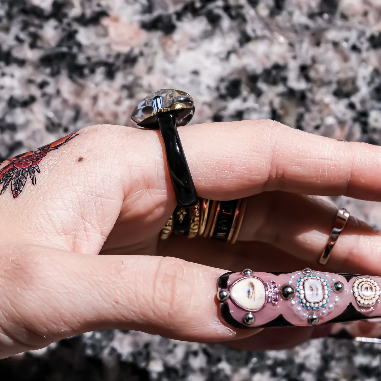 Sacred eye heart ring - black × pearl / ＃11