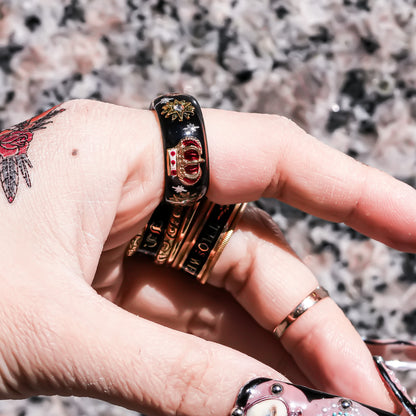 Royal destiny crown ring - black × red / ＃8