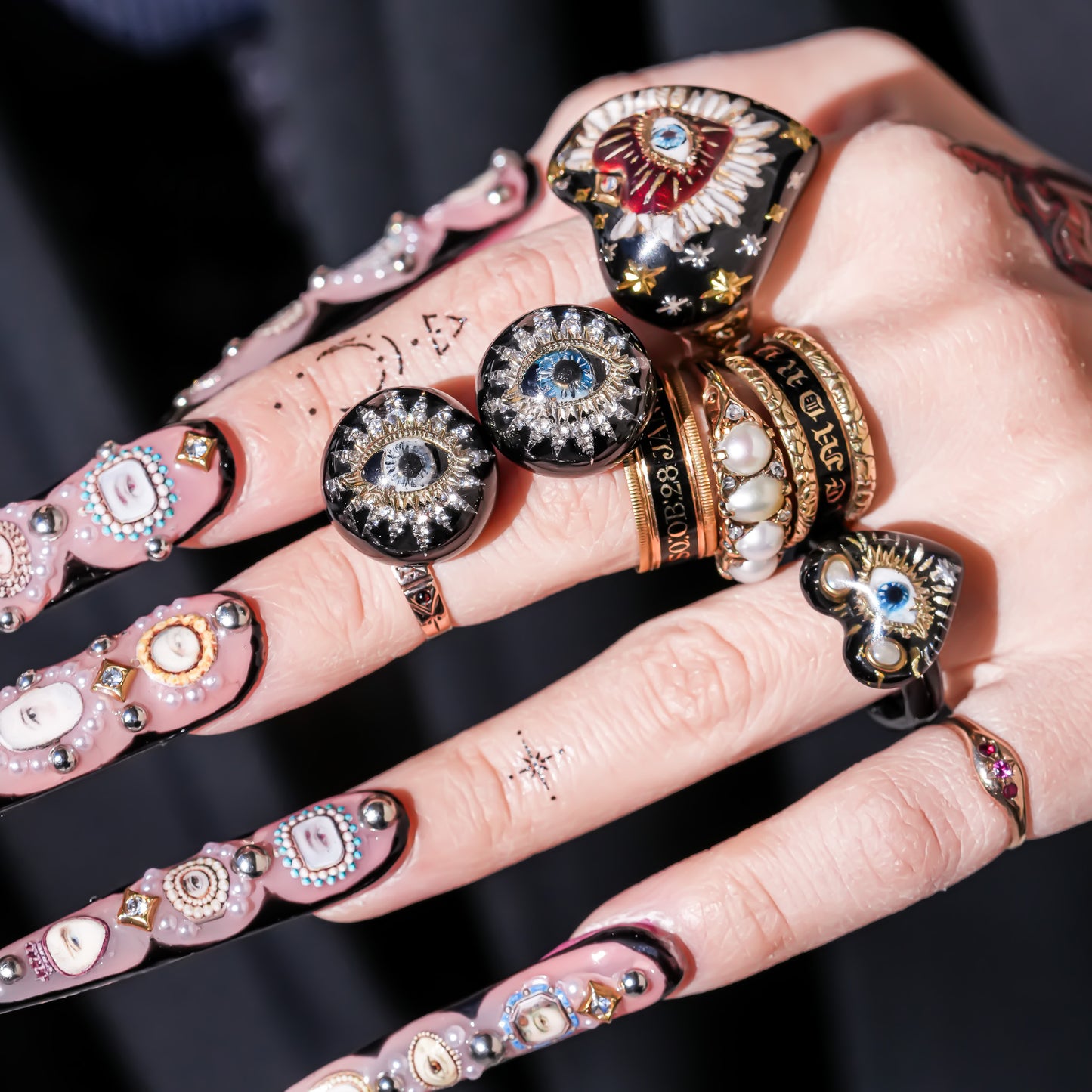 Mystic rainbow star heart ring - black × multicolor / ＃10