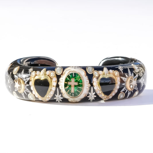 The Baroque Chapel Cross Bracelet - Black × Emerald Green