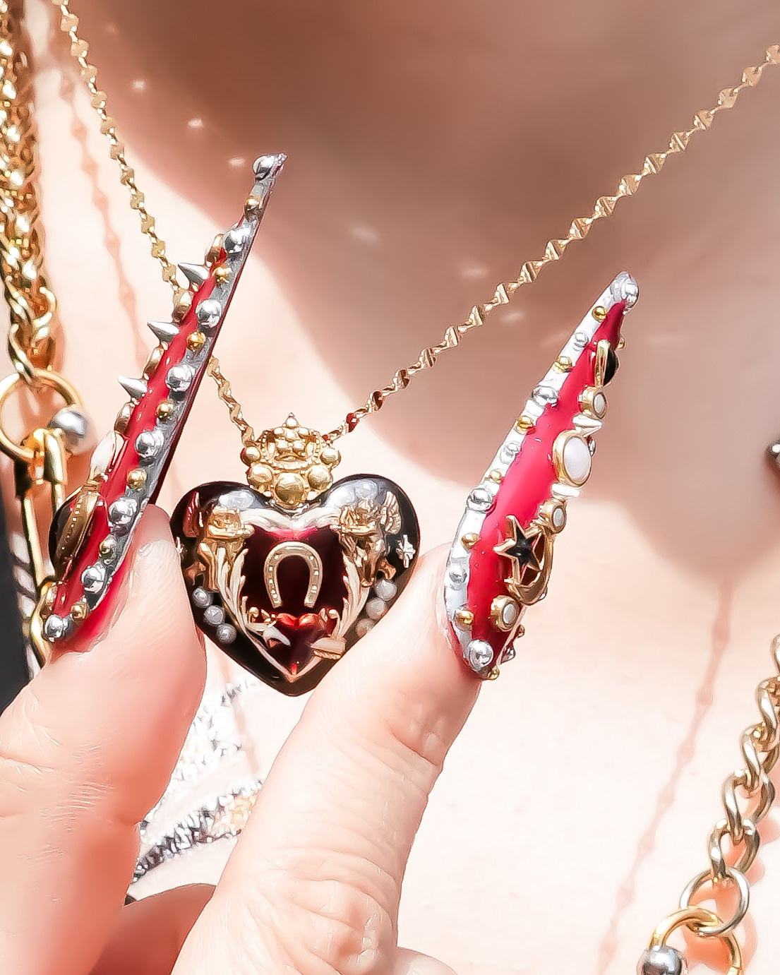 ANGEL NECKLACE / HEART / HORSESHOE /BLACK 
