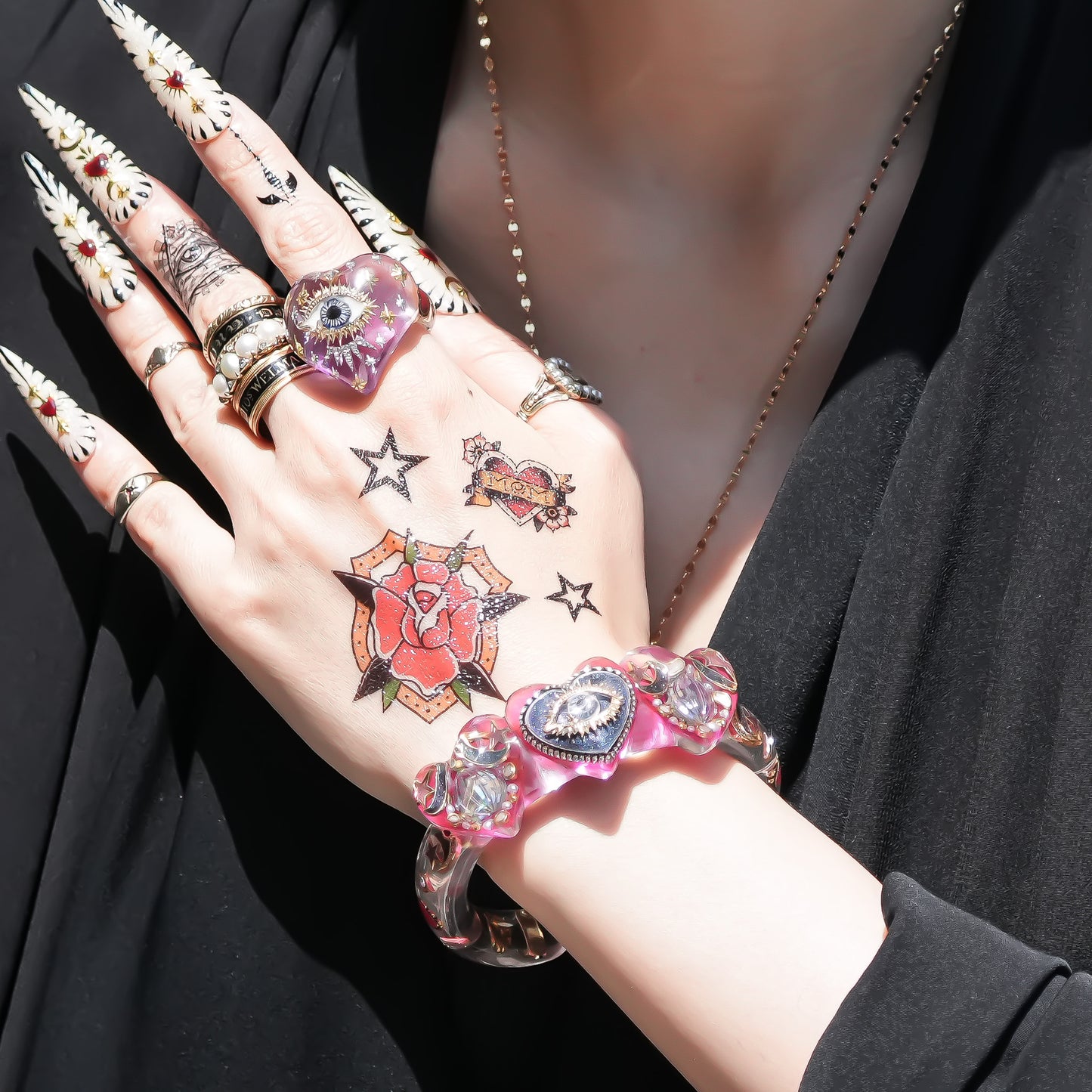 LOVE BRACELET / TRIPLE HEART / EYE / PINK / BLUE