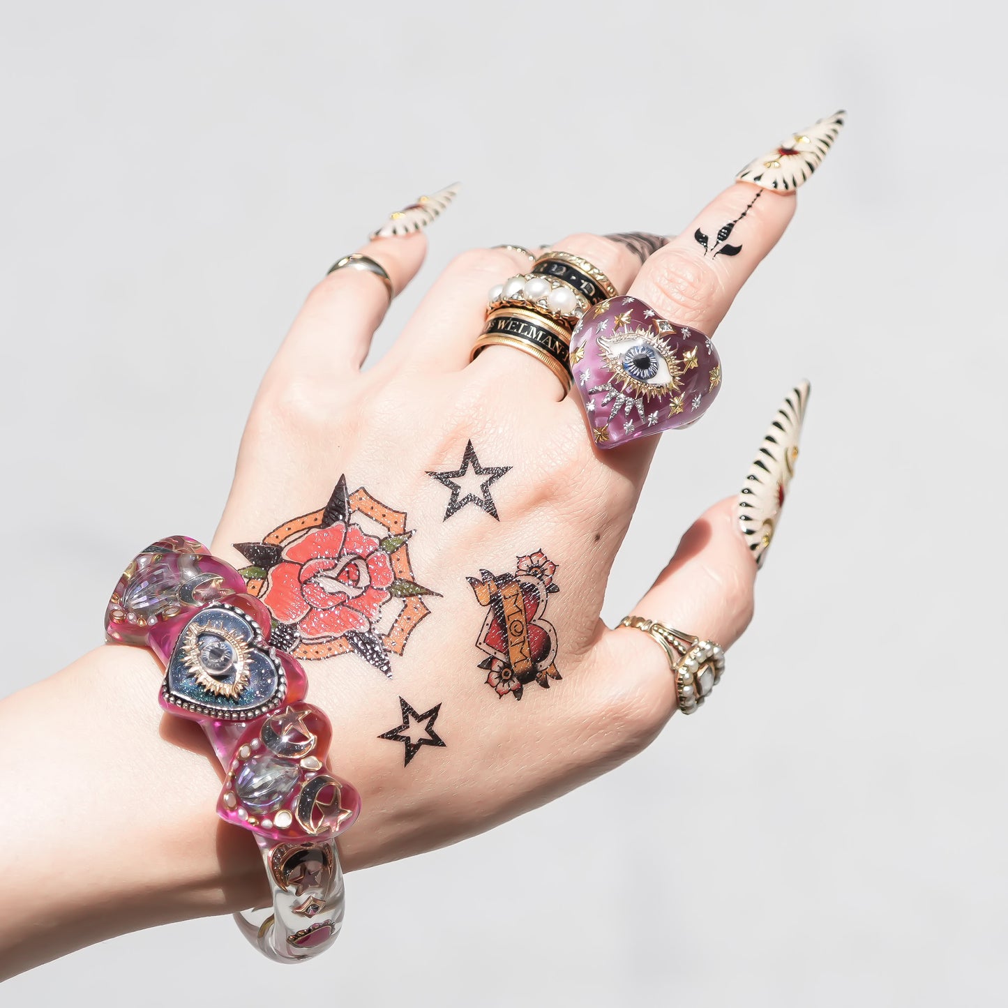 LOVE BRACELET / TRIPLE HEART / EYE / PINK / BLUE