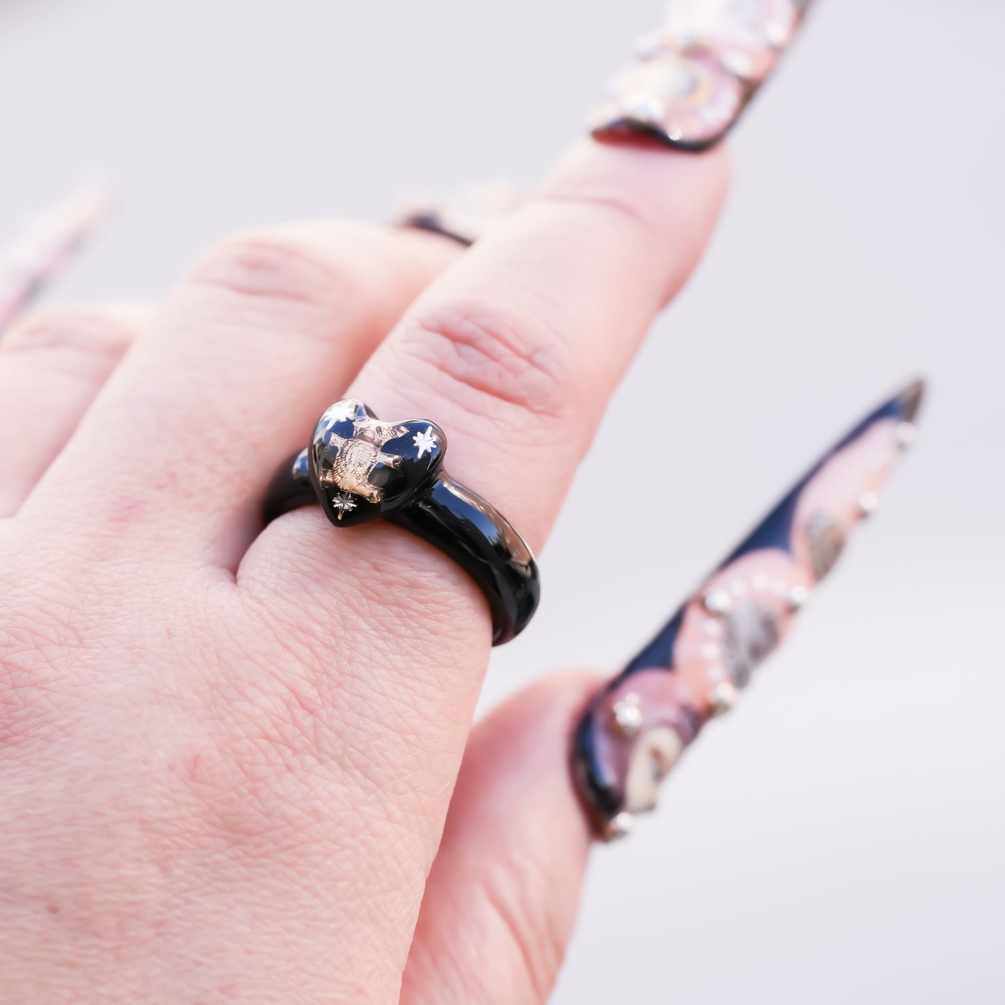 Bear Small Heart Ring - Black / #9 #12 #17