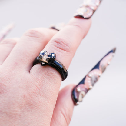 Bear Small Heart Ring - Black / #9 #12 #17