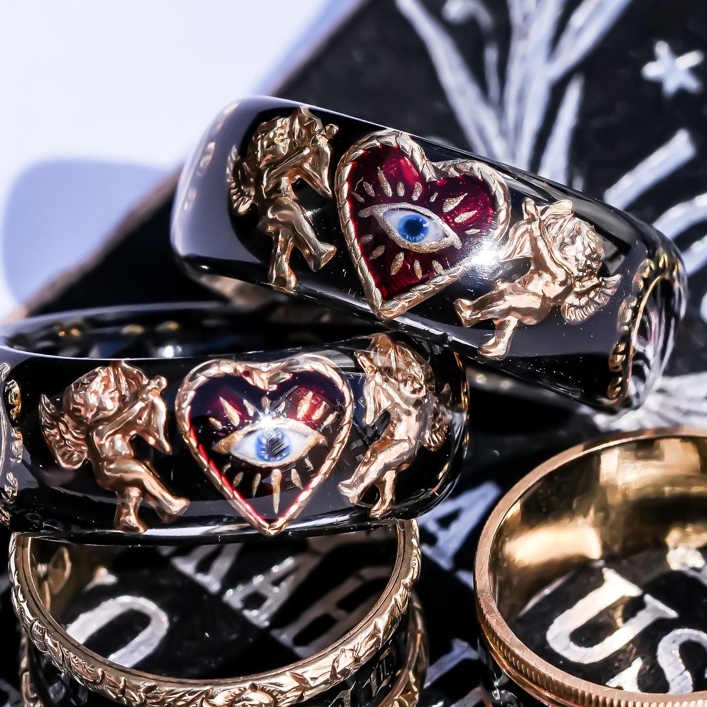 Angel Guarded Heart Eye Ring - black × red / ＃12 ＃13 ＃14